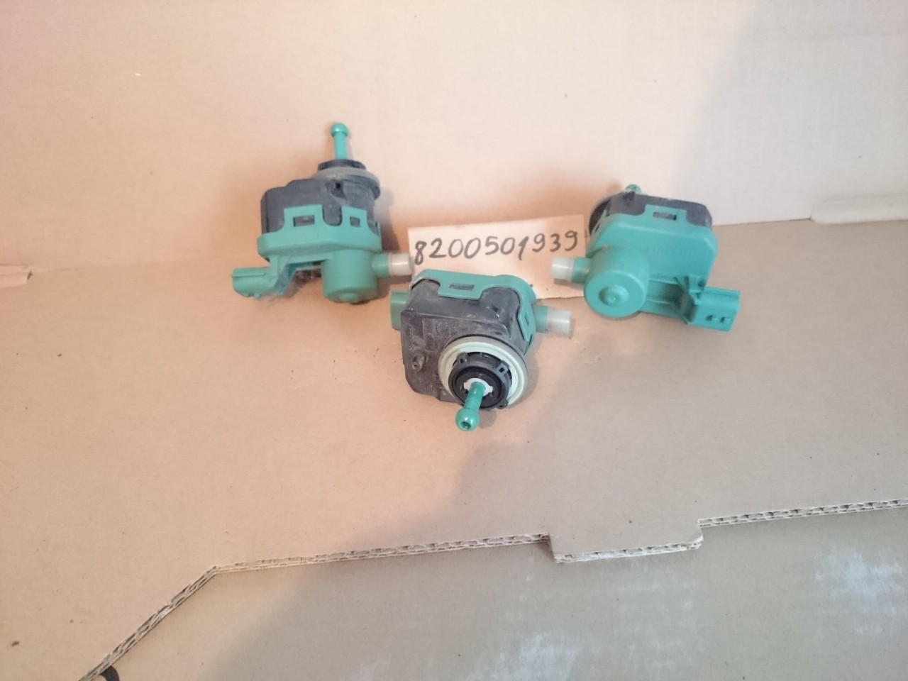 Motoras reglaj far Renault Twingo II (2007-2014), Master III cod 8200501939