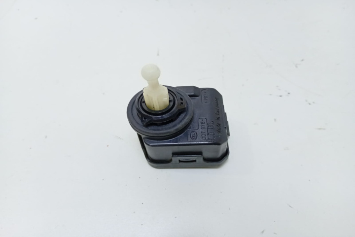 Motoras reglaj faruri 1J0941295C Volkswagen VW Passat B5 [1996 - 2000]