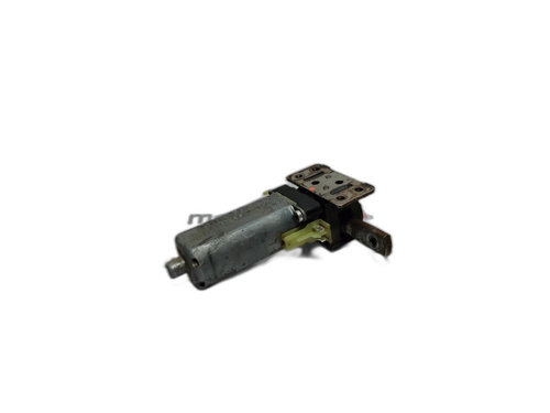 Motoras reglaj scaun sus/jos dreapta fata VOLKSWAGEN TOUAREG (7LA, 7L6, 7L7) [ 2002 - 2013 ] OEM 0 3...
