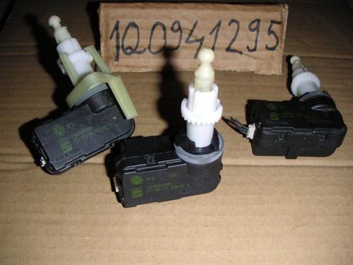 Motoras reglare far Audi A5 S5 Q7, Passat B6 B7, Touareg, Leon, Berlingo cod 1Q0941295