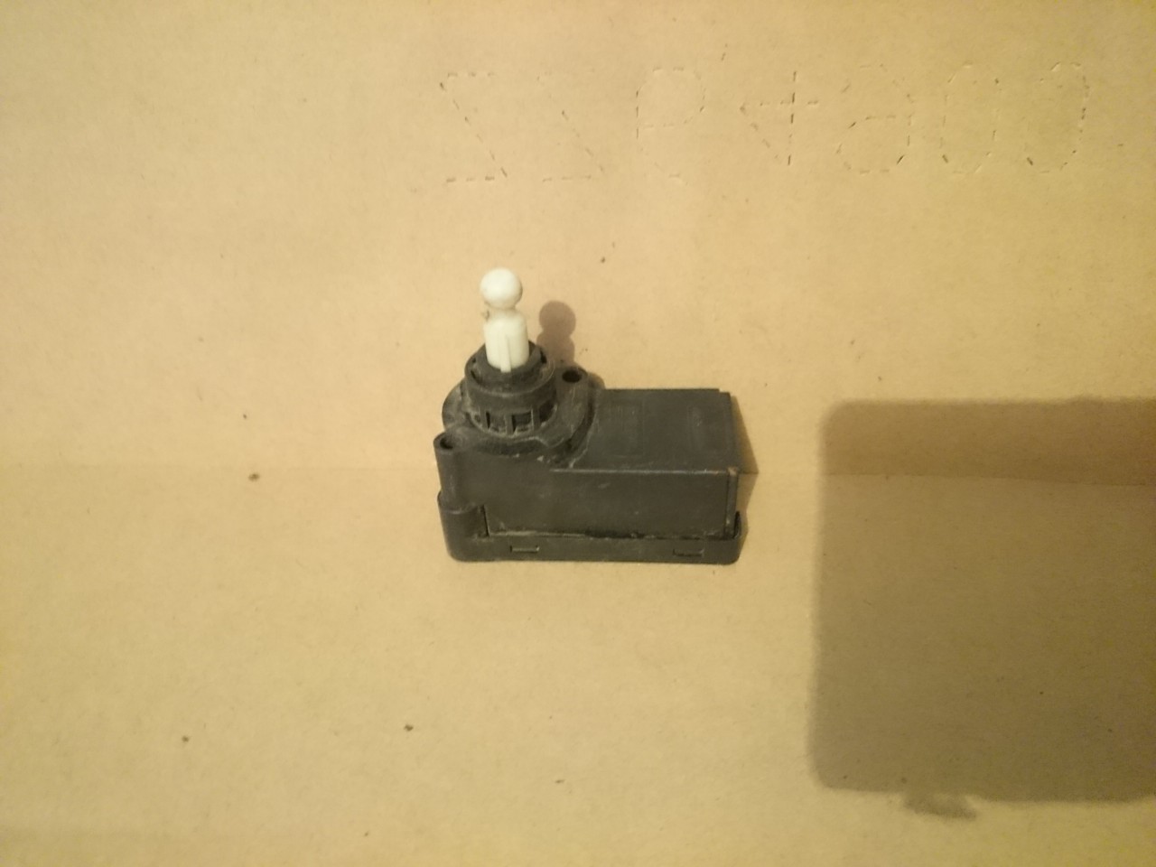 Motoras reglare far Ford Focus, Skoda Octavia 2 cod VP4SHX-13K198-AA