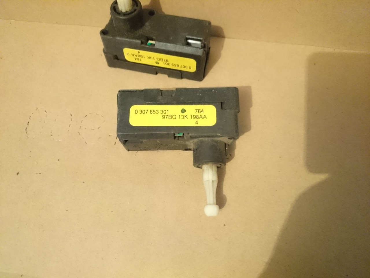 Motoras reglare far Mondeo 2 (1996-2000) Fiesta 4, Puma cod 0307853301, 97BG13K198AA