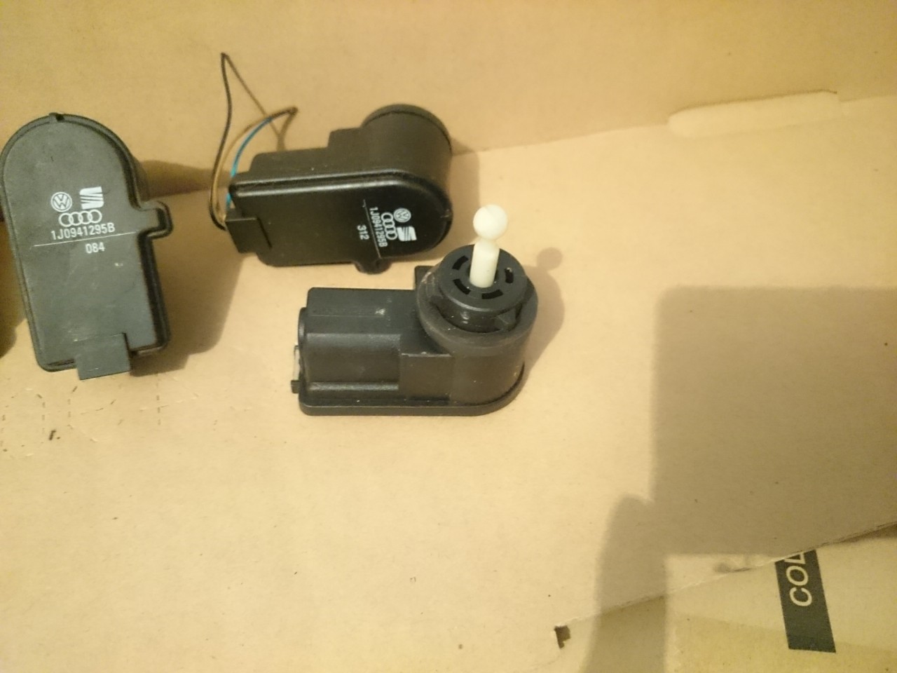 Motoras reglare far VW Audi Seat cod 1J0941295B