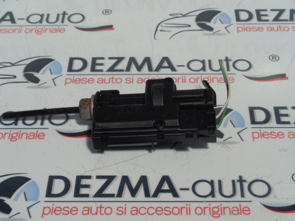 Motoras rezervor 8200305732 Renault Megane 2 combi (KM0/1) (id:216142)