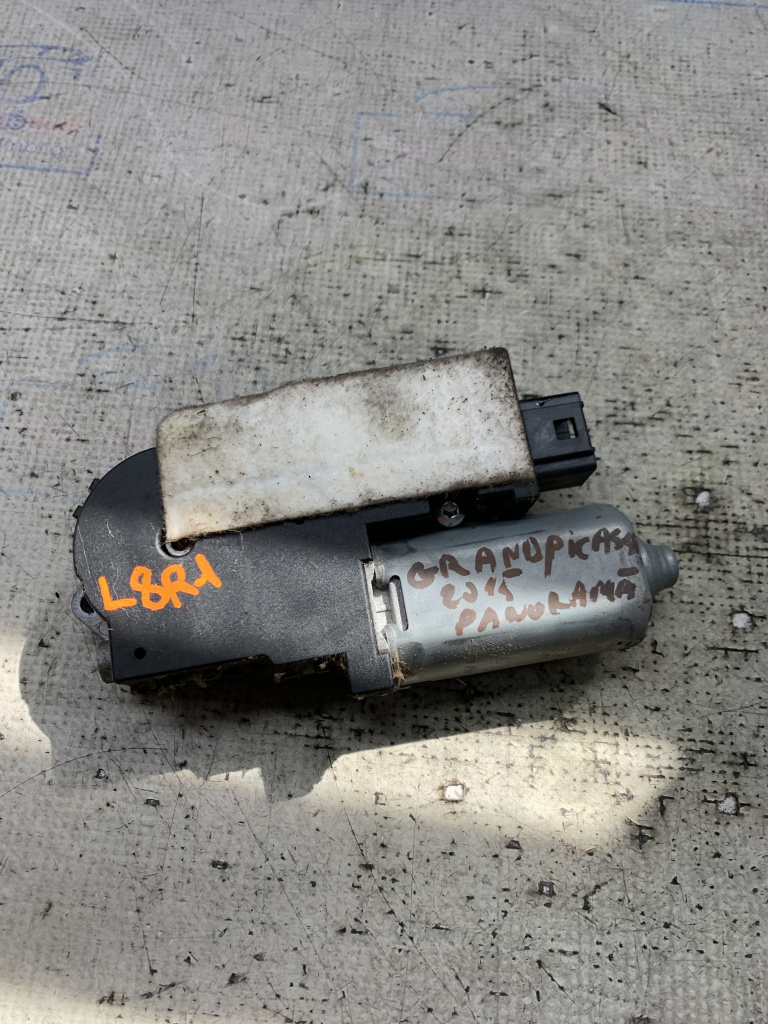 Motoras rulou panorama Citroen C4 Grand Picasso - Motorina 2012, -