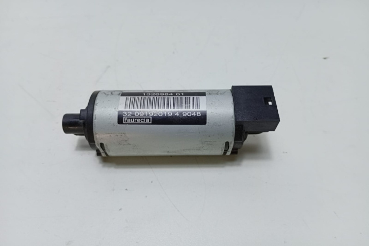 Motoras Scaun 3209192019 / 1326984 Nissan Qashqai 2 J11 [2013 - 2020]
