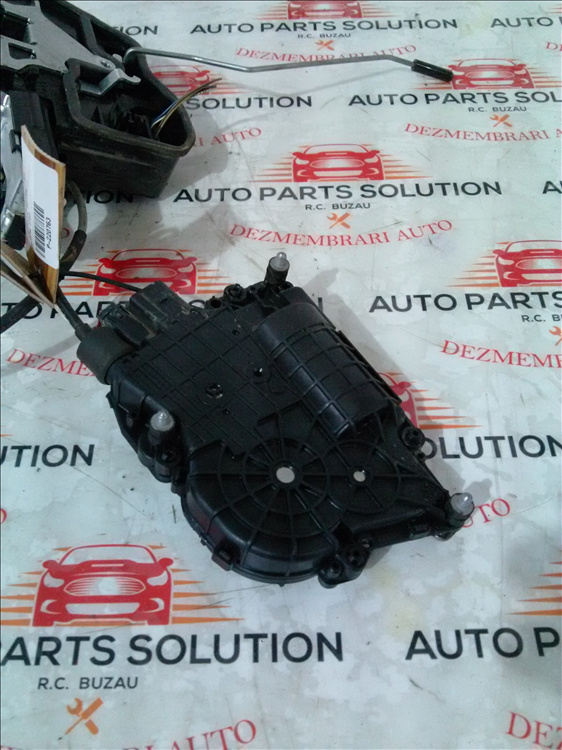 Motoras soft close usa stanga spate BMW F10