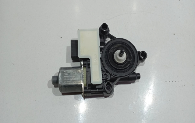 Motoras stanga fata 5Q0959407D Audi A1 2 [2018 - 2020]