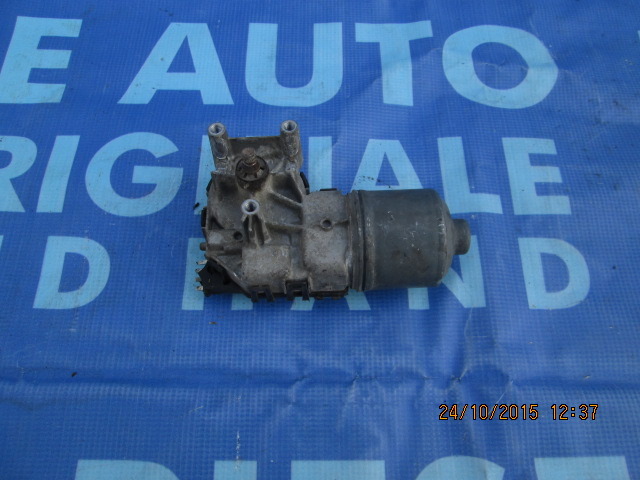 Motoras stergatoare Alfa Romeo 147