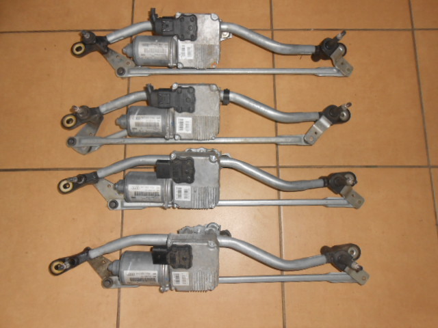 Motoras stergatoare cu motoras AUDI A4 B8 8K 2009 2010 2011 2012