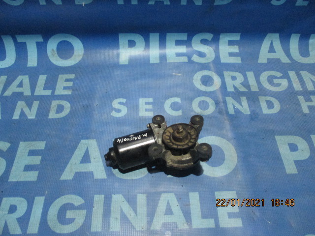 Motoras stergatoare Mitsubishi Pajero;  MR388038 (fata)