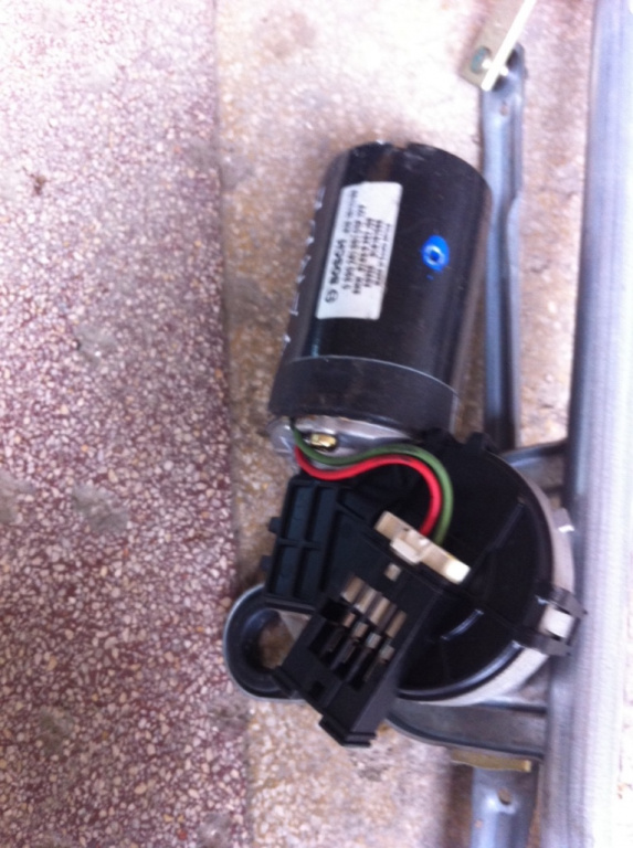 Motoras stergator BMW 3 Series E46 [1997 - 2003] Sedan 4-usi 316i MT (105 hp) SE 1.9