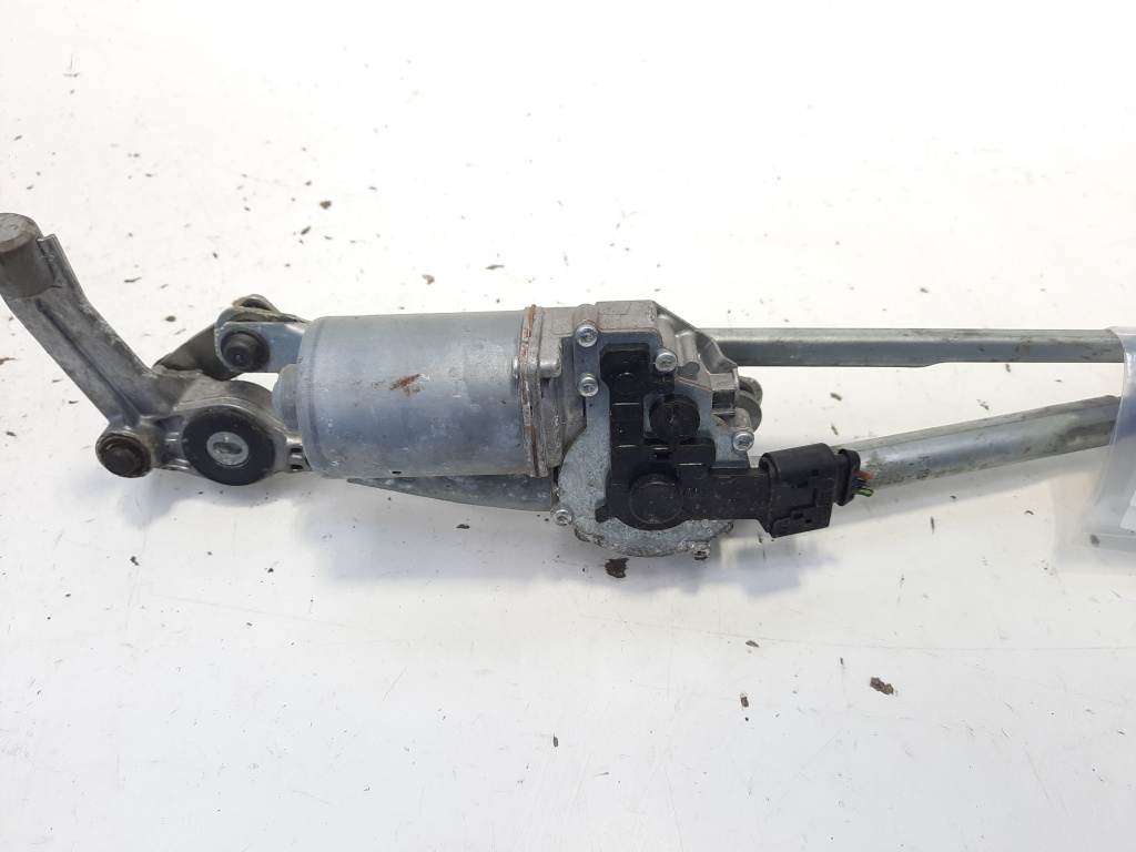 Motoras stergator fata, Bmw 3 Cabriolet (E93) (idi:597181)