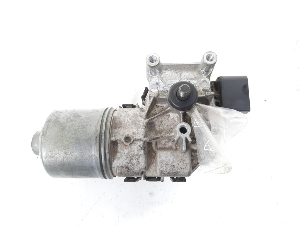 Motoras stergator fata, cod 8E1955119, Audi A4 (8EC, B7) (idi:487184)