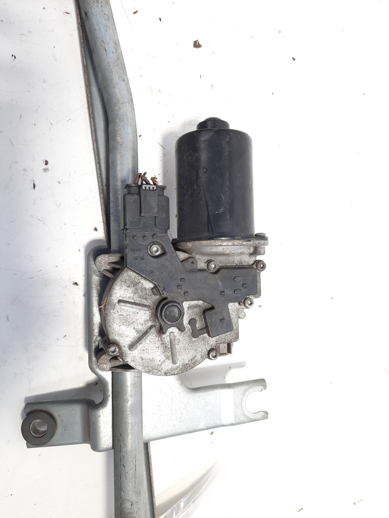Motoras stergator fata, cod A6598200140, Mercedes Viano (W639) (id:570943)