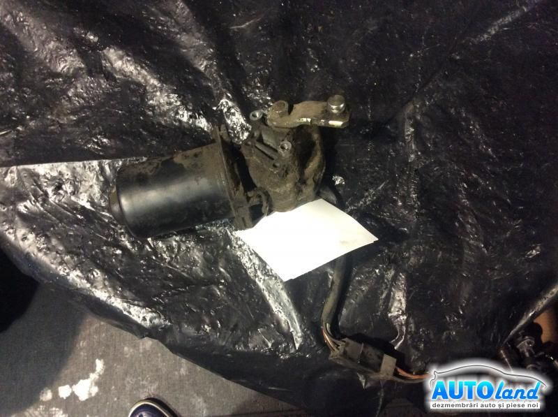 Motoras Stergator Fata Mercedes-Benz VITO bus 638 1996-2003
