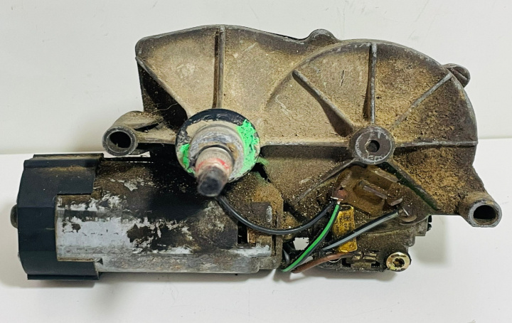 Motoras stergator haion 333955713C / 403.711 / 333 955 713C Volkswagen VW Passat B4 [1993 - 1997]