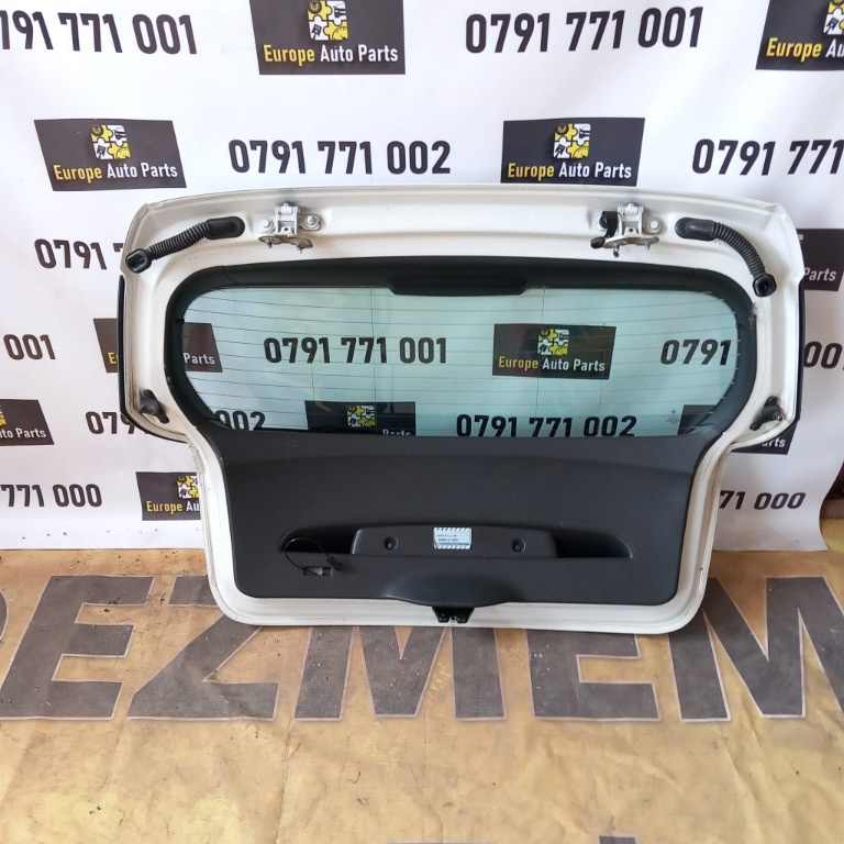 Motoras stergator haion BMW seria 1 E87 116D cod motor N47 D20C an 2011