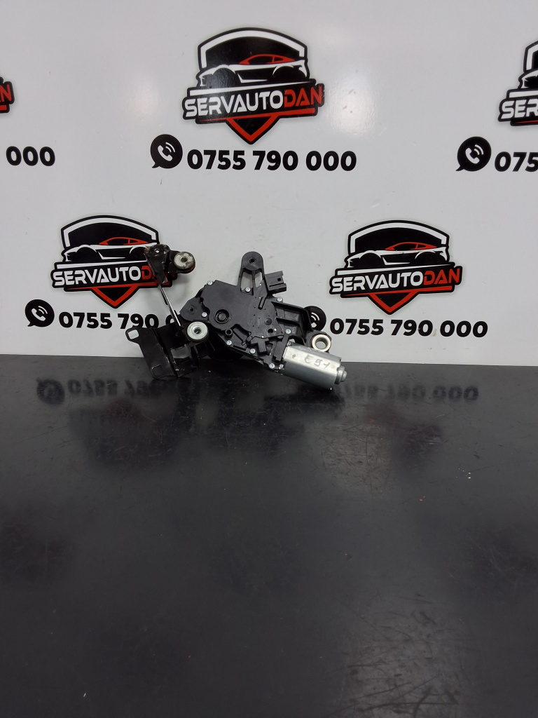 Motoras stergator haion BMW Seria 3 (2005-2012) [E91] 2.0 Motorina 2011, 1397220905