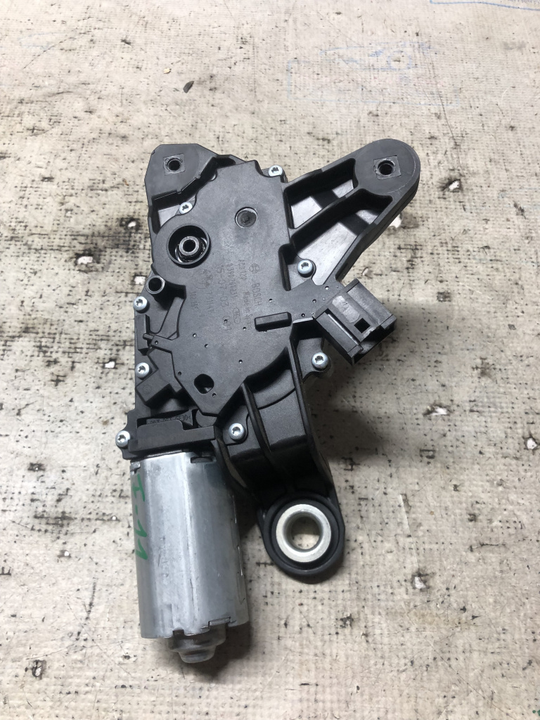 Motoras stergator haion BMW Seria 5 F11 - Benzina 2014, 7311415