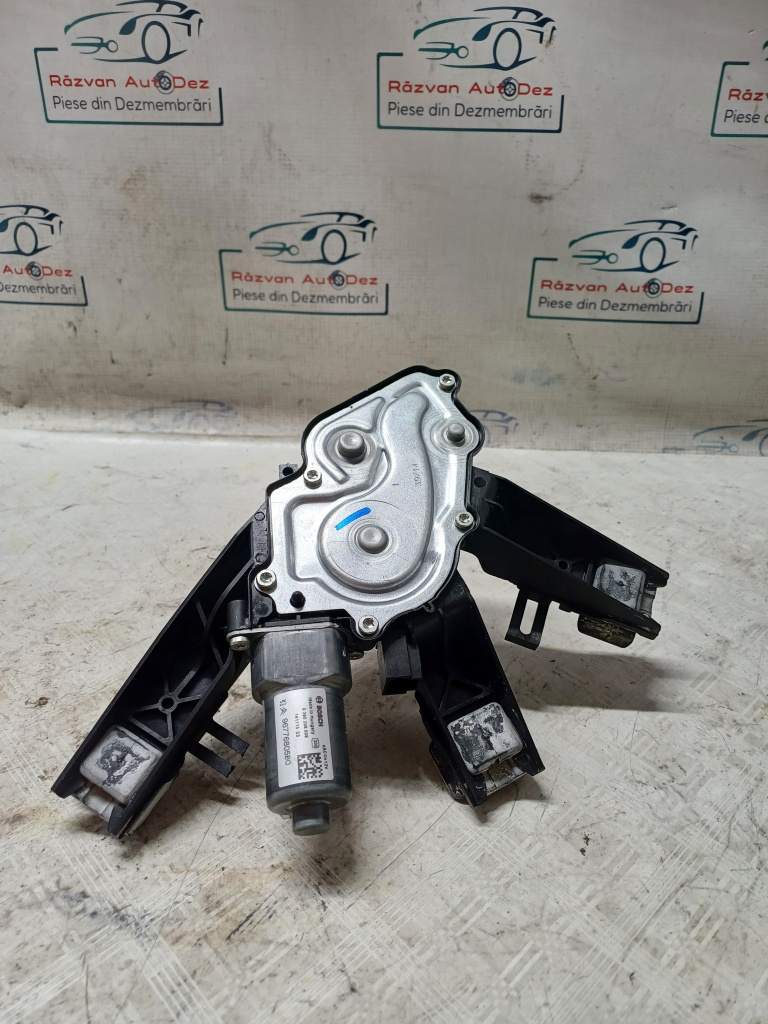 Motoras stergator haion Citroen C4 Picasso - Benzina 2014, 9677680580