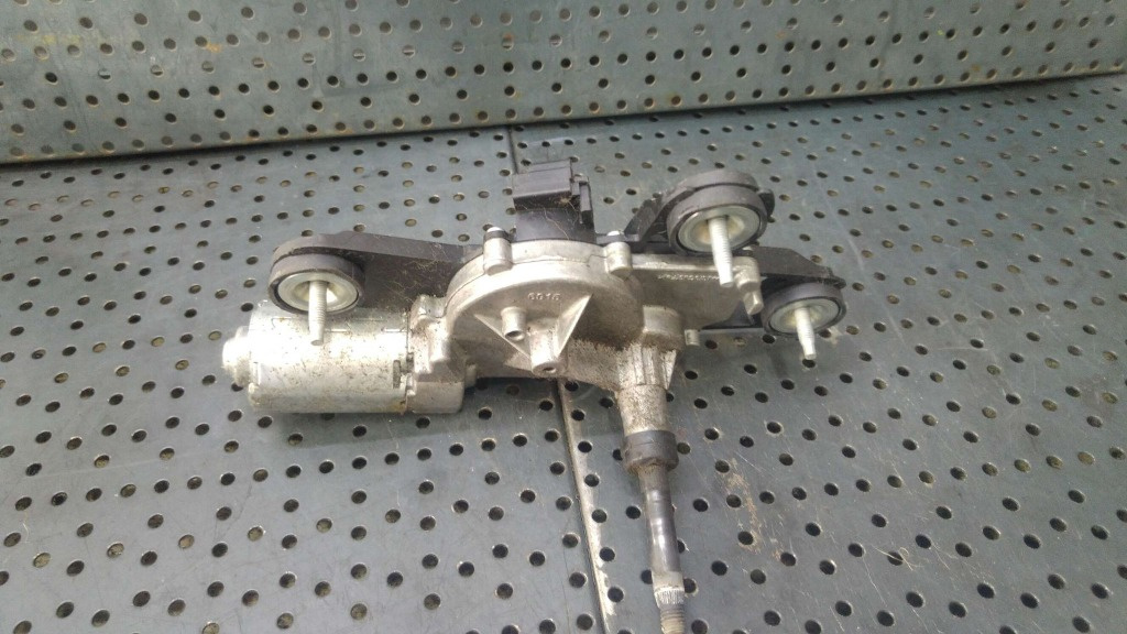 Motoras stergator haion ford fiesta 6 cb1 ccn 0390201215 8a61a17k441ad