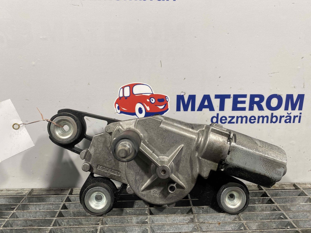MOTORAS STERGATOR HAION FORD KUGA - - (2008 2012)