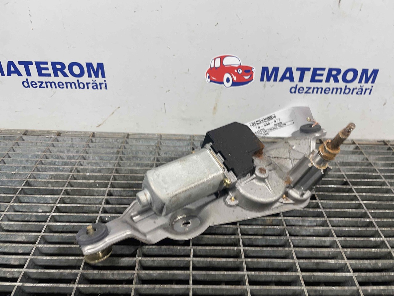 MOTORAS STERGATOR HAION LEXUS RX - - (2004 2009)