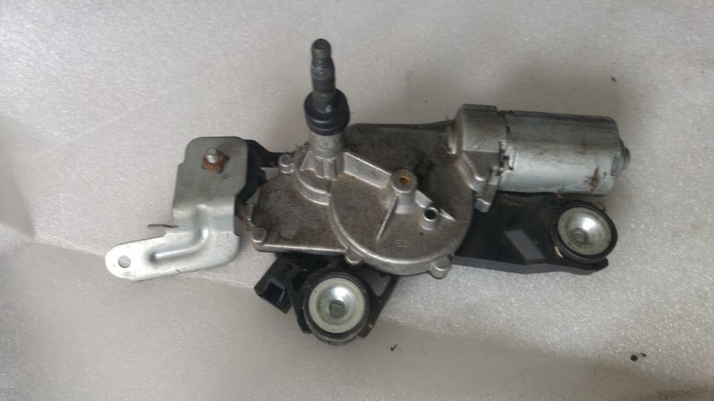 Motoras stergator haion mazda 3 0390201588