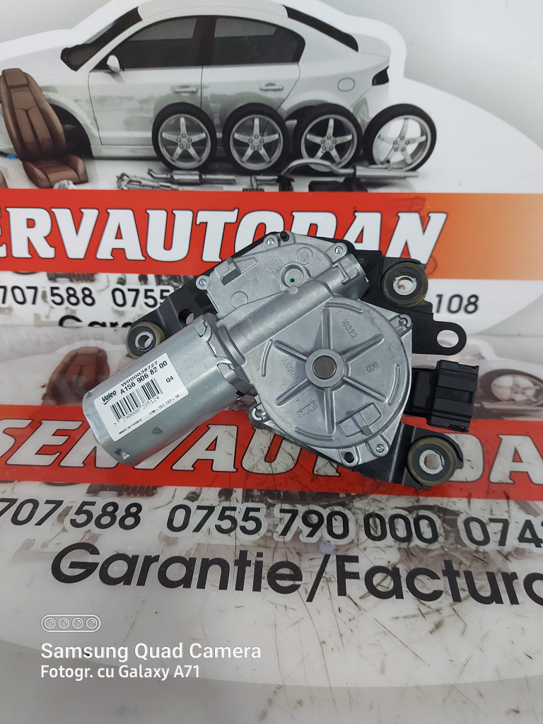 Motoras stergator haion Mercedes-Benz GLA-Class (2013->) [X156] 2.2 Motorina 2016, A1569068200