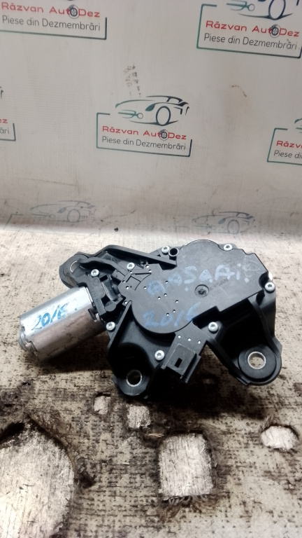 Motoras stergator haion Nissan Qashqai 2016