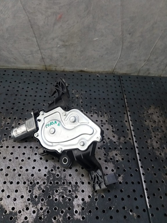 Motoras stergator haion opel corsa e x10 0390208024 13443959