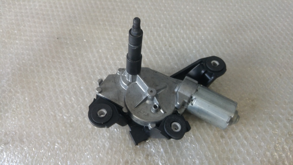 Motoras stergator haion renault laguna 3 2008 berlina limuzina scurt 0390201832