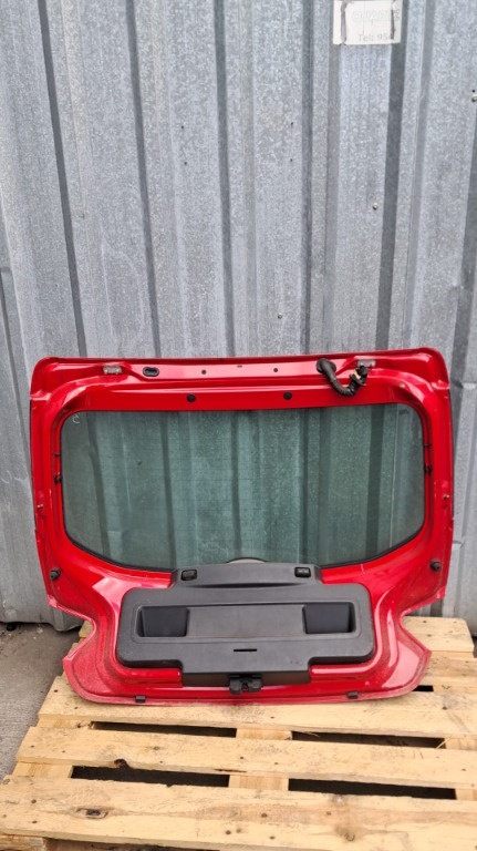 Motoras stergator haion Seat Ibiza 4 an 2011