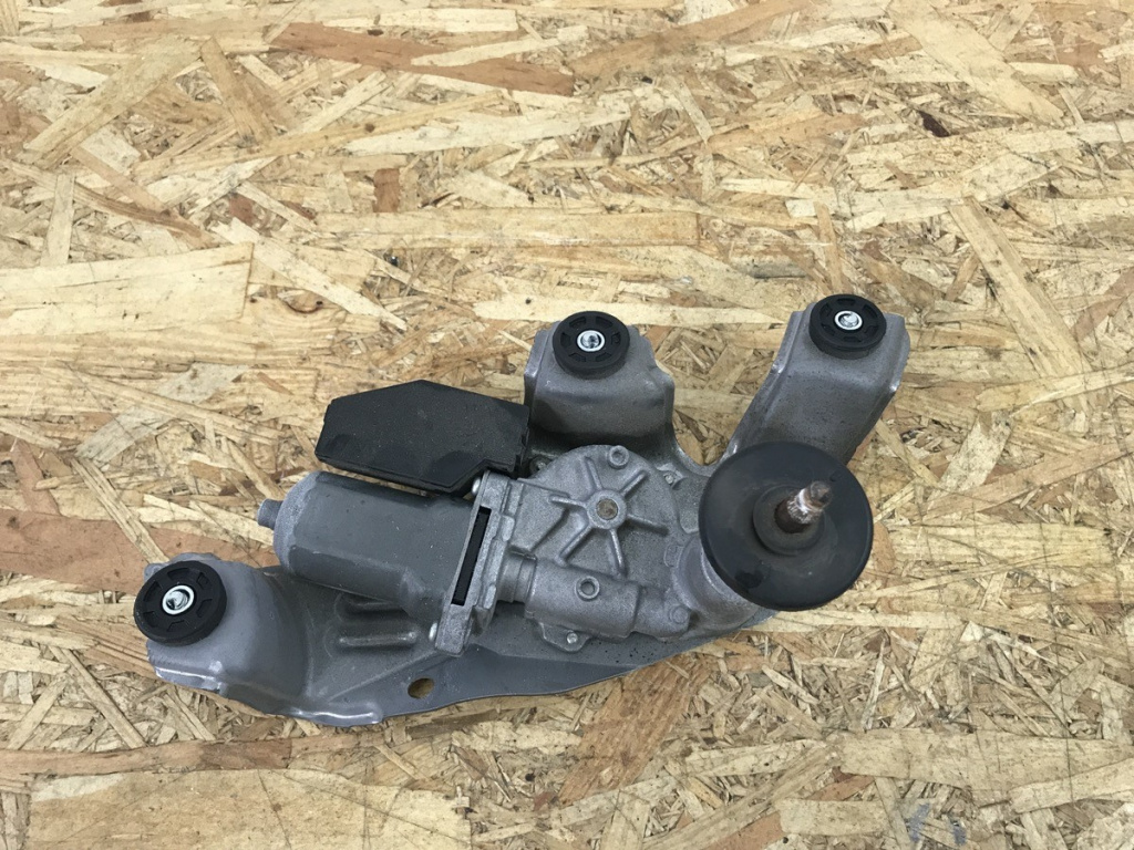 Motoras stergator haion Toyota Auris TS Hybrid combi 2015 (8513002050)