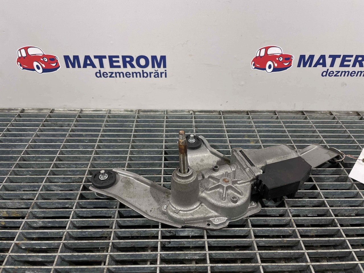 MOTORAS STERGATOR HAION TOYOTA PRIUS PRIUS - - (2009 2015)