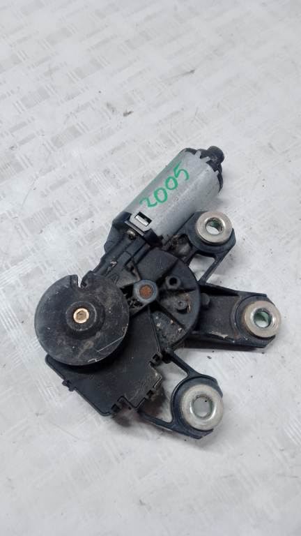 Motoras stergator haion Volkswagen Touareg - Motorina 2005, -