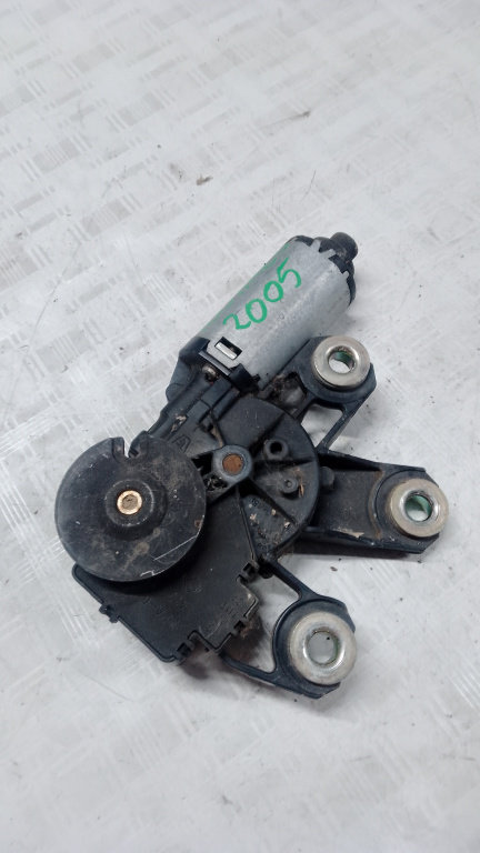Motoras stergator haion Volkswagen Touareg - Motorina 2005, -