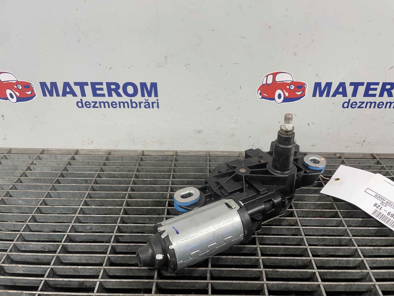 MOTORAS STERGATOR HAION VOLVO V70 - - (2