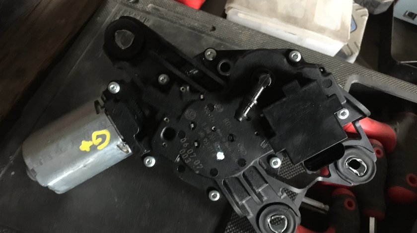 Motoras stergator haion Vw Golf 5 Plus 2005 2006 2007 2008