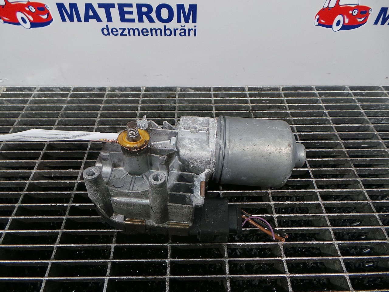 MOTORAS STERGATOR PARBRIZ AUDI A3 A3 - - (2004 2007)
