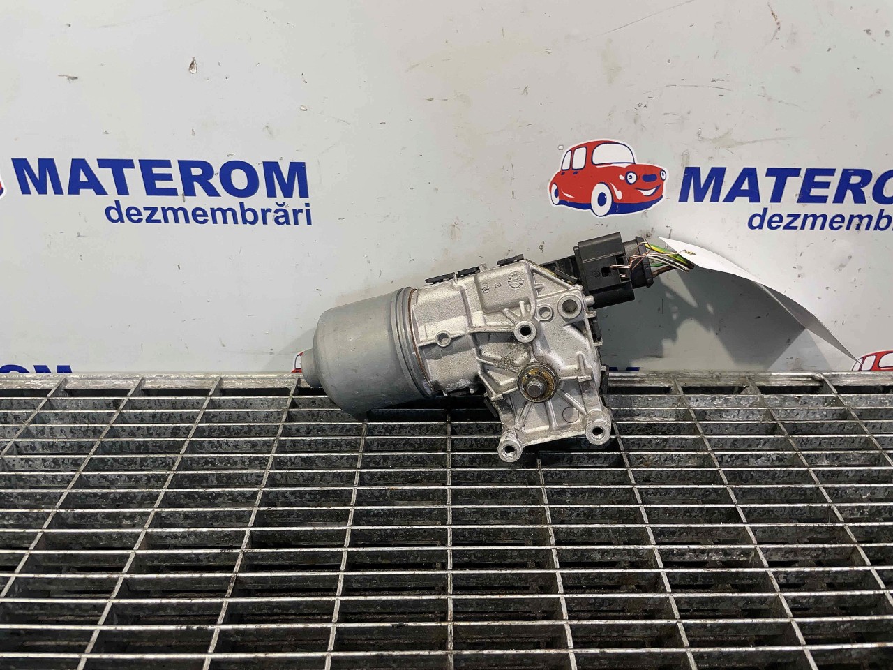 MOTORAS STERGATOR PARBRIZ AUDI A3 A3 - - (2012 2016)