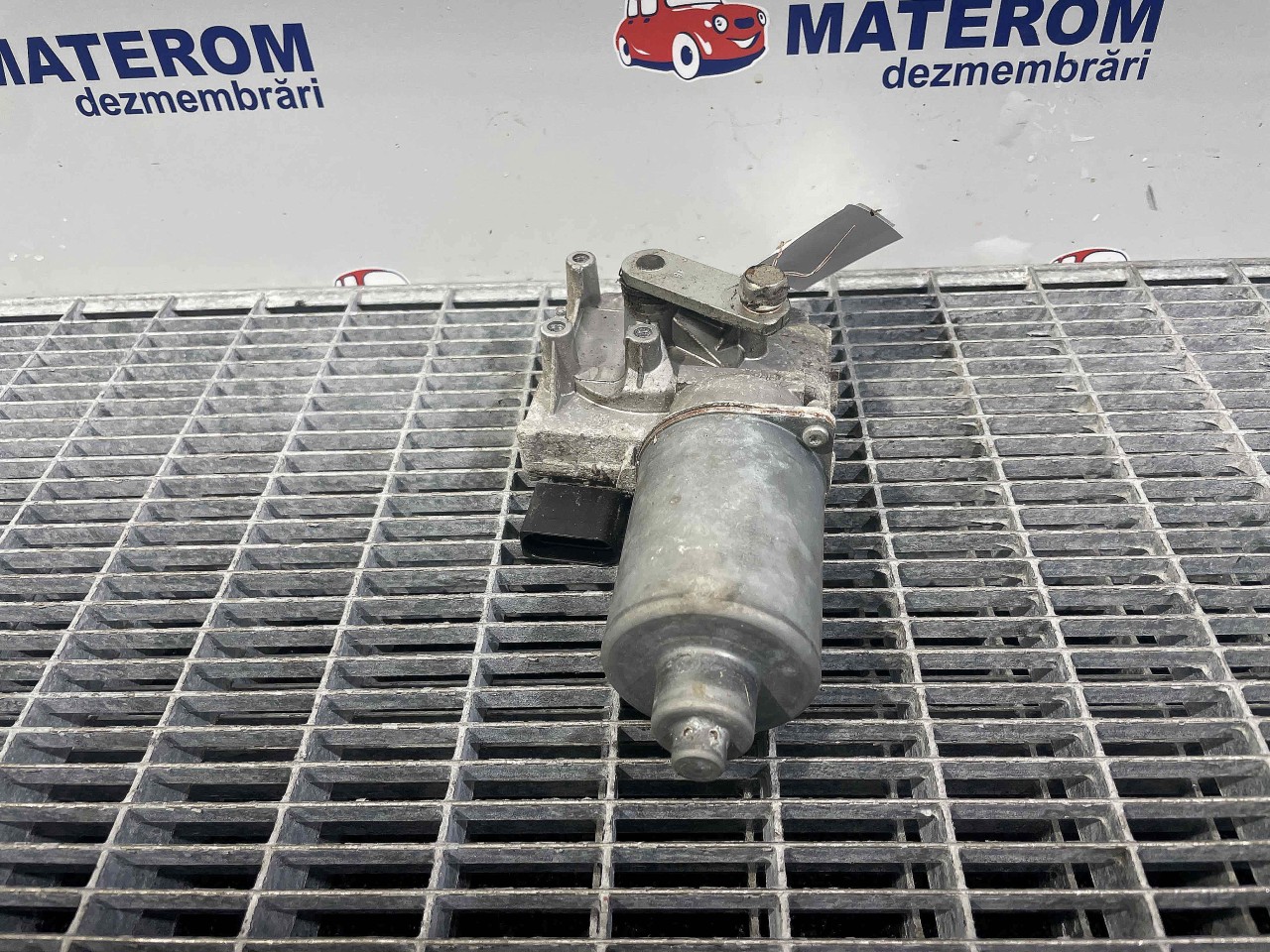 MOTORAS STERGATOR PARBRIZ AUDI A4 - - (2007 2010)