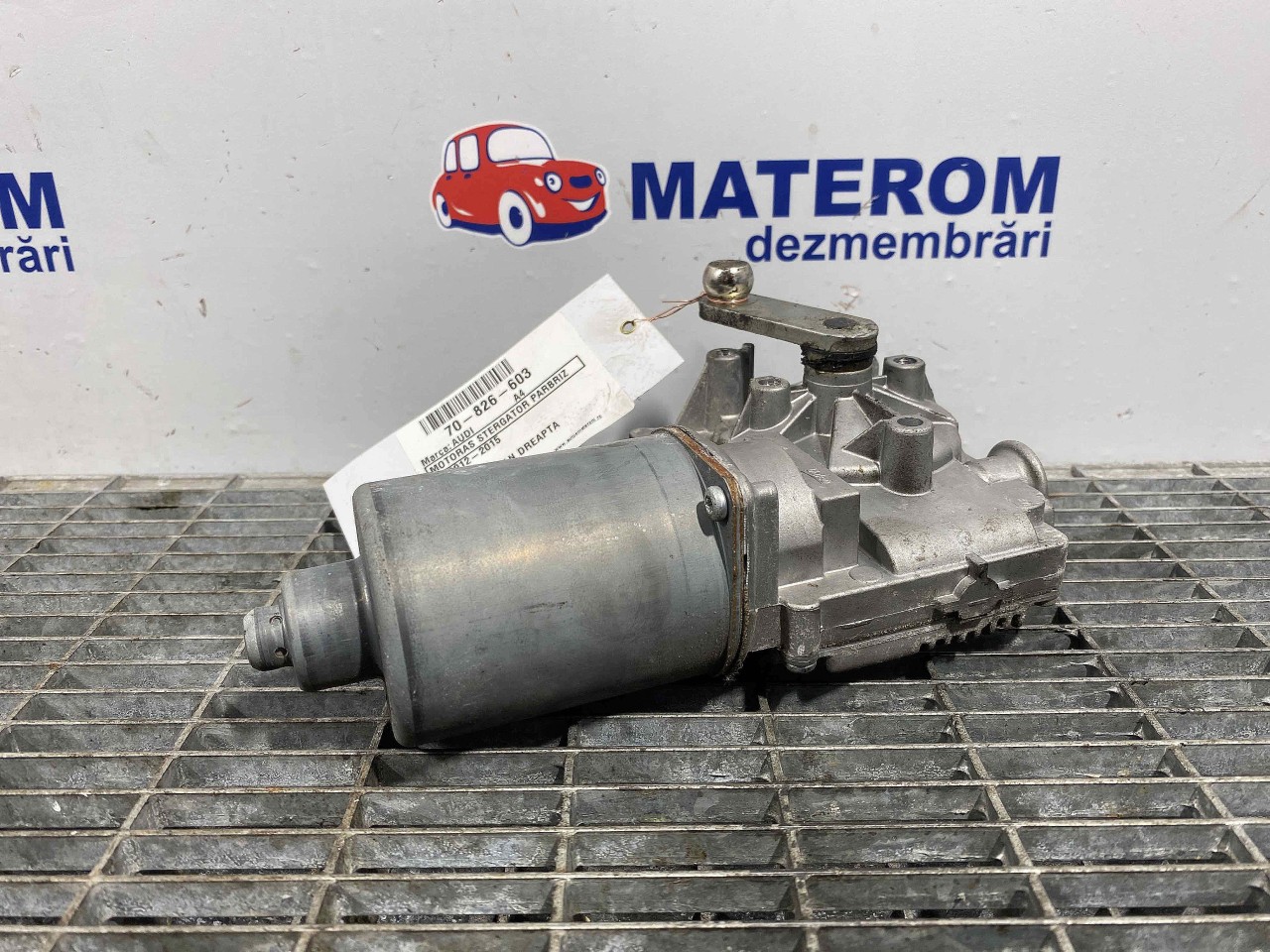 MOTORAS STERGATOR PARBRIZ AUDI A4 - - (2012 2015)