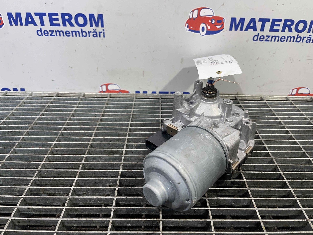MOTORAS STERGATOR PARBRIZ AUDI A6 - - (2011 2015)