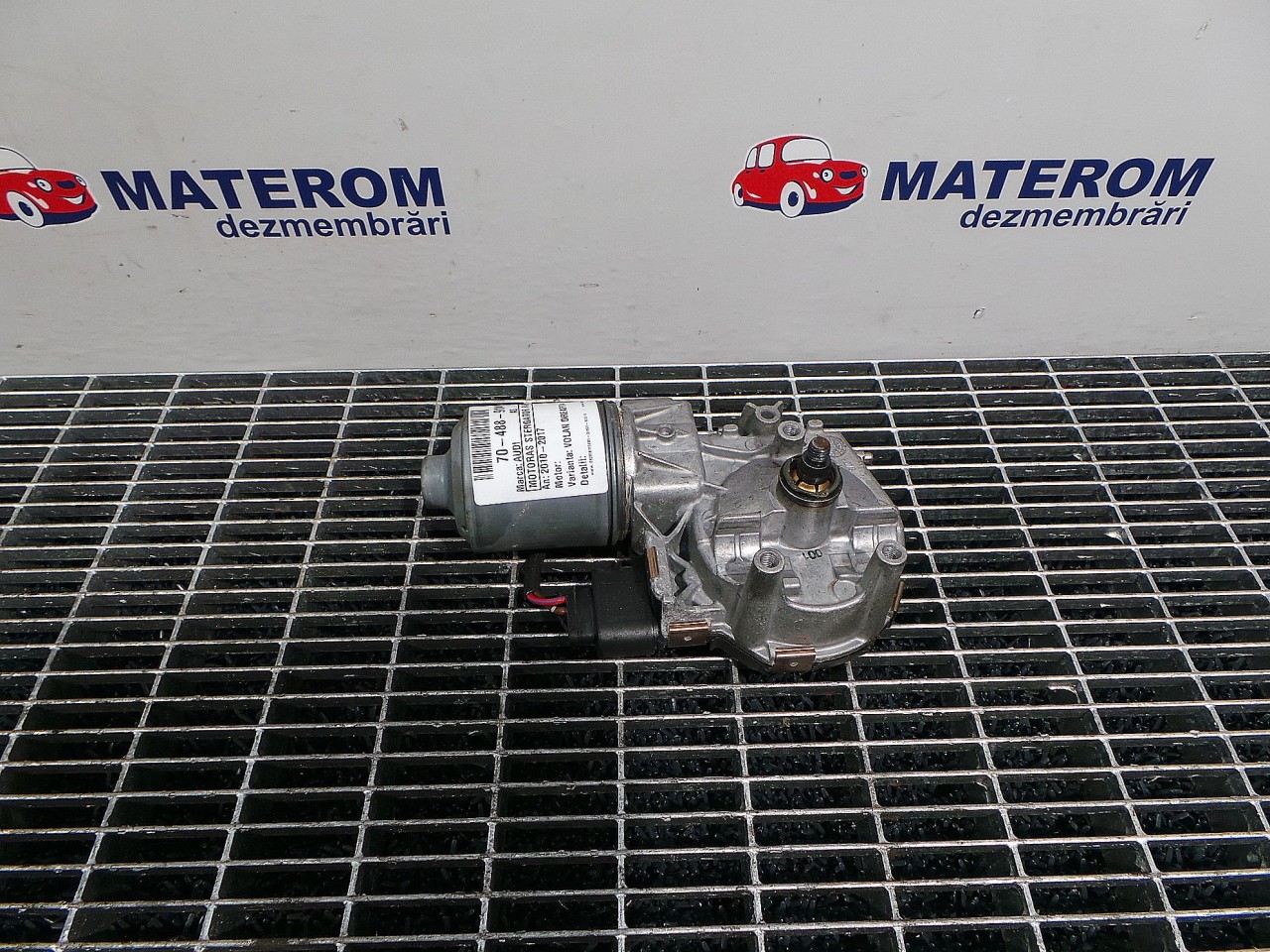 MOTORAS STERGATOR PARBRIZ AUDI A8 - - (2010 2013)