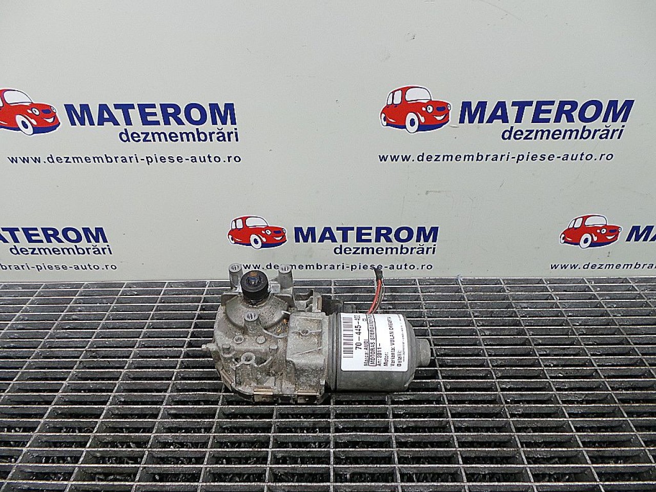 MOTORAS STERGATOR PARBRIZ AUDI Q3 - - (2011 2015)
