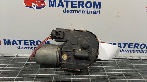 MOTORAS STERGATOR PARBRIZ AUDI Q5 Q5 - - (2008 2013)