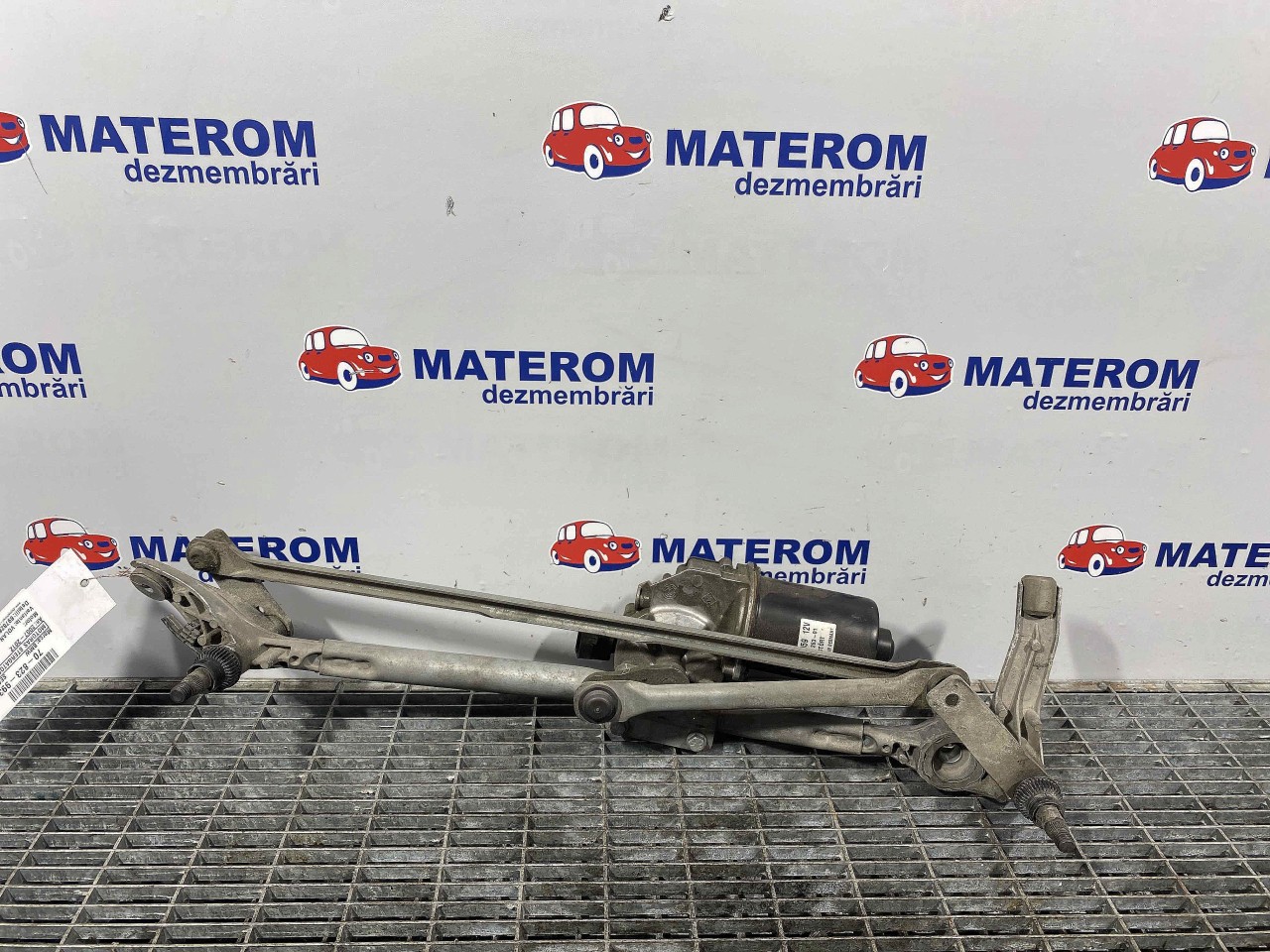 MOTORAS STERGATOR PARBRIZ BMW SERIA 3 E 90 - - (2007 2012)