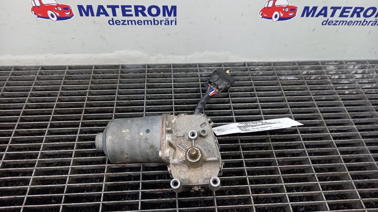 MOTORAS STERGATOR PARBRIZ DACIA DUSTER - - (2013 2017)